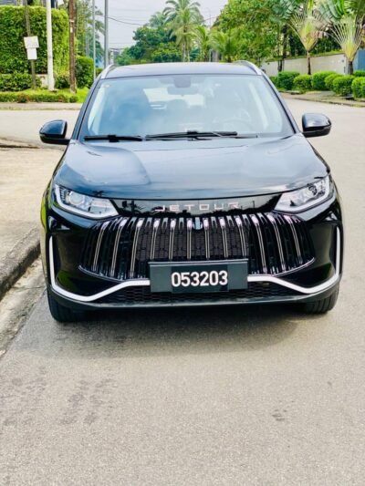 Jetour avec chauffeur professionnel dans la ville de Douala