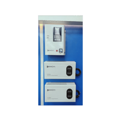 Regulateur de Tension Murale INNOVA - 3000VA - XY3000VA - 06Mois